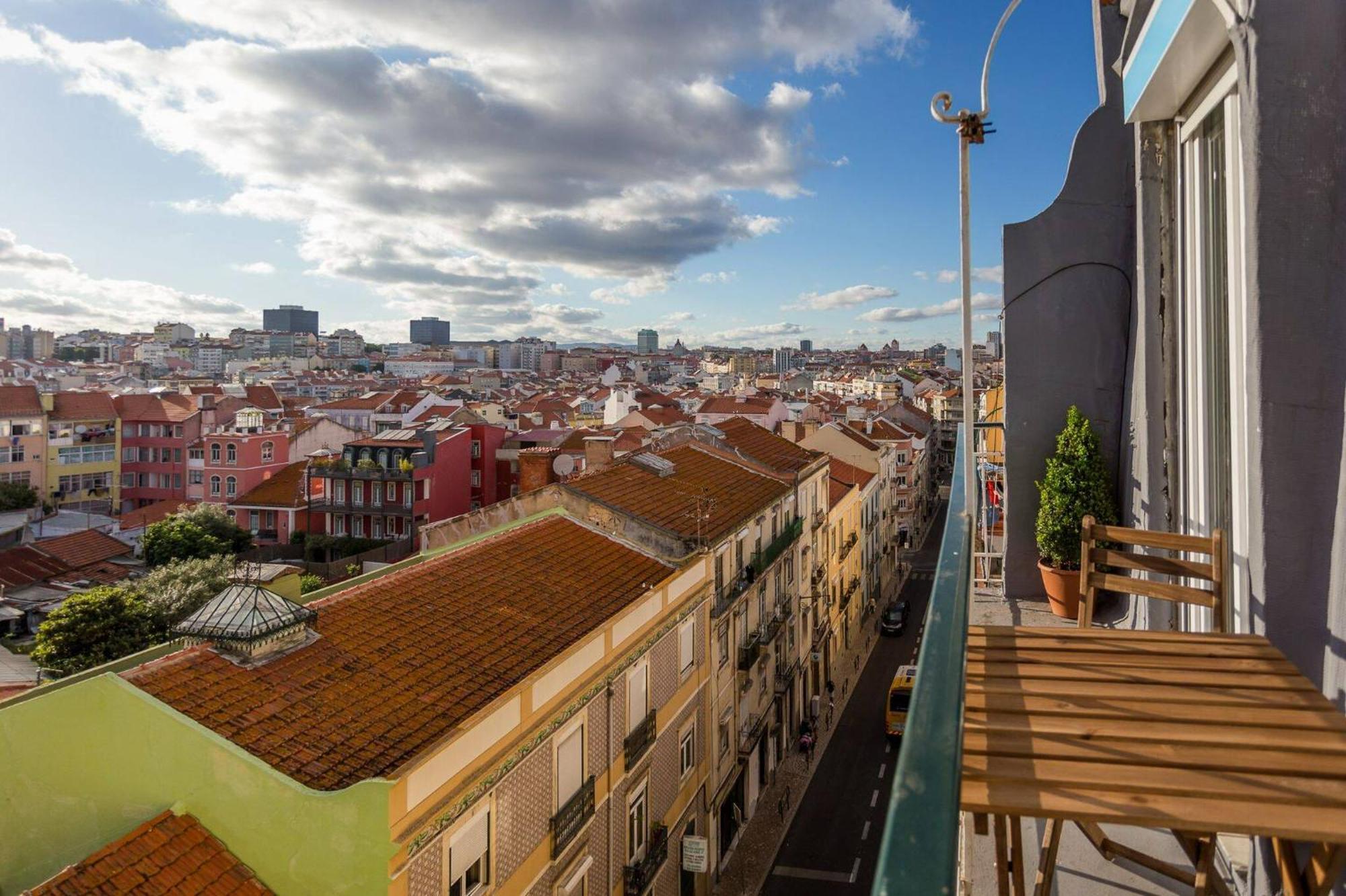 Charming Flat With 2 Bedrooms On Lisbon'S 7Th Hill Ngoại thất bức ảnh
